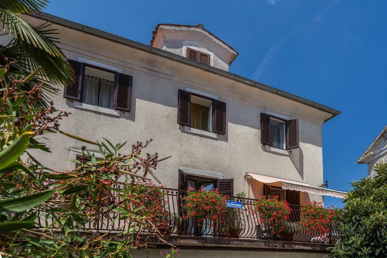 Guest House Robert I Mirna بالي المظهر الخارجي الصورة