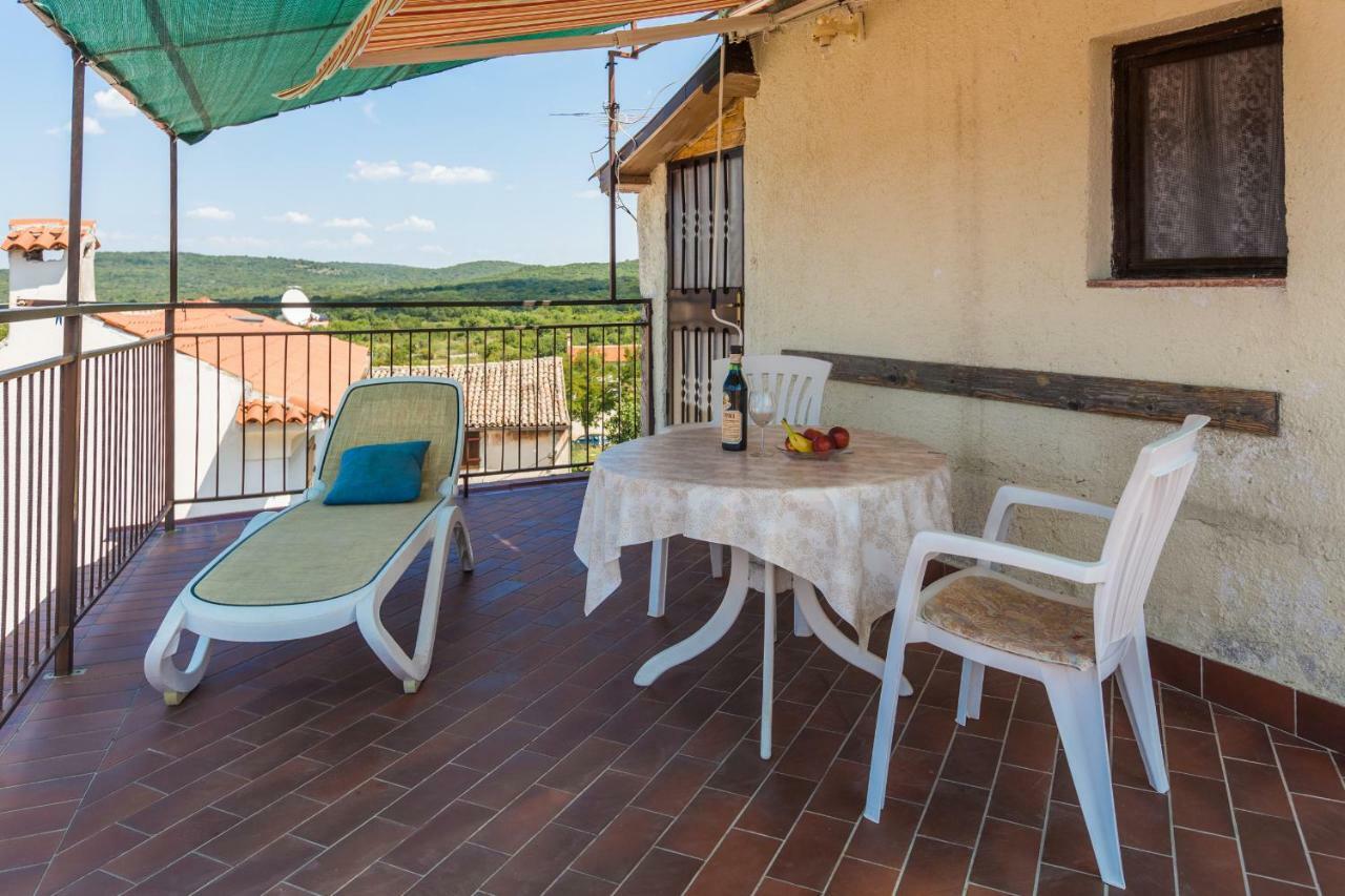 Guest House Robert I Mirna بالي المظهر الخارجي الصورة