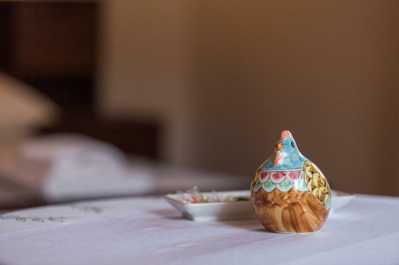 Guest House Robert I Mirna بالي المظهر الخارجي الصورة